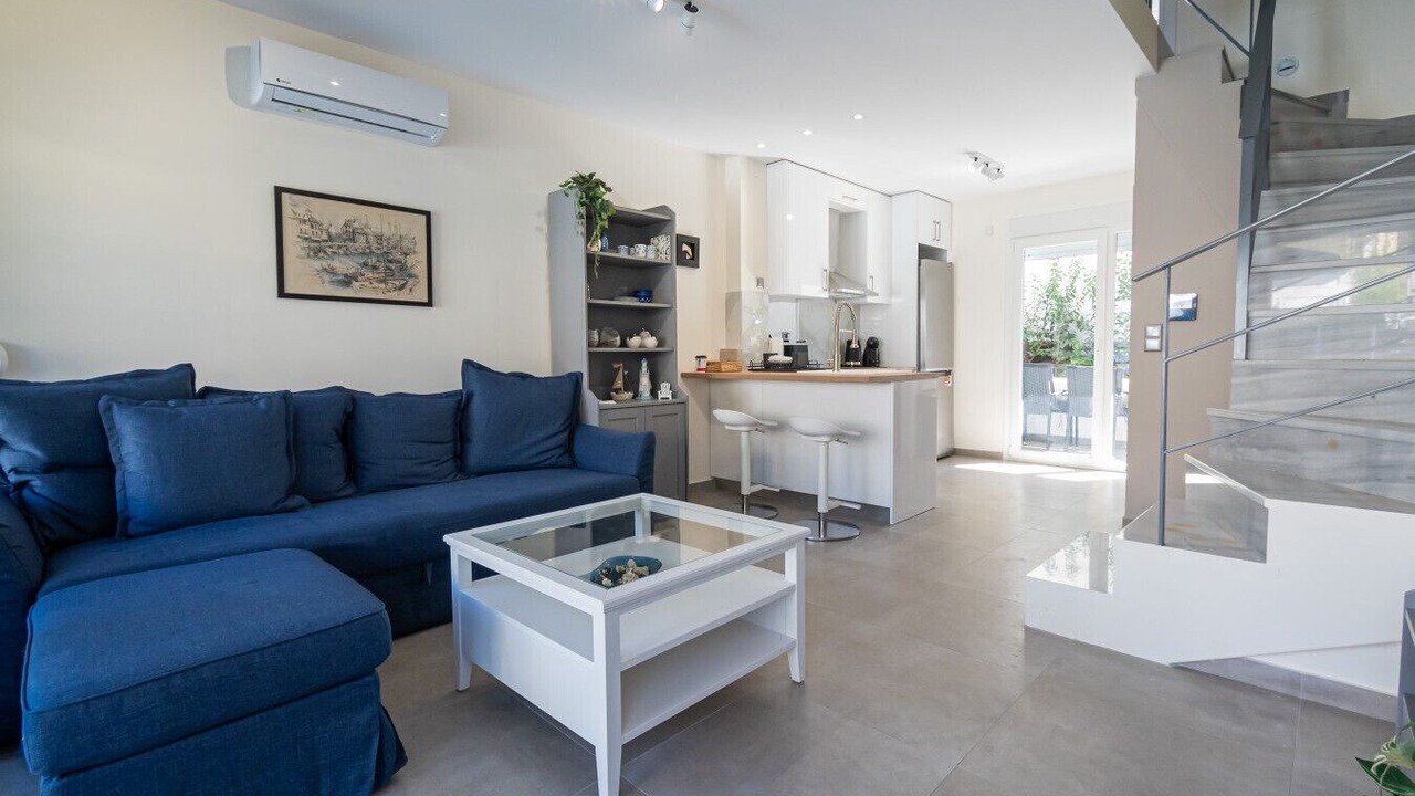 Photo of Livingroom in Kallithea