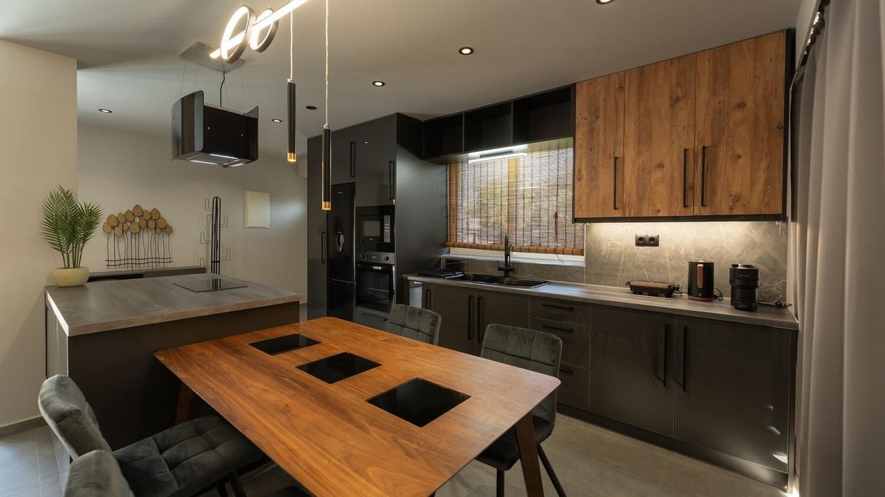Photo of Kitchen in Lefktron