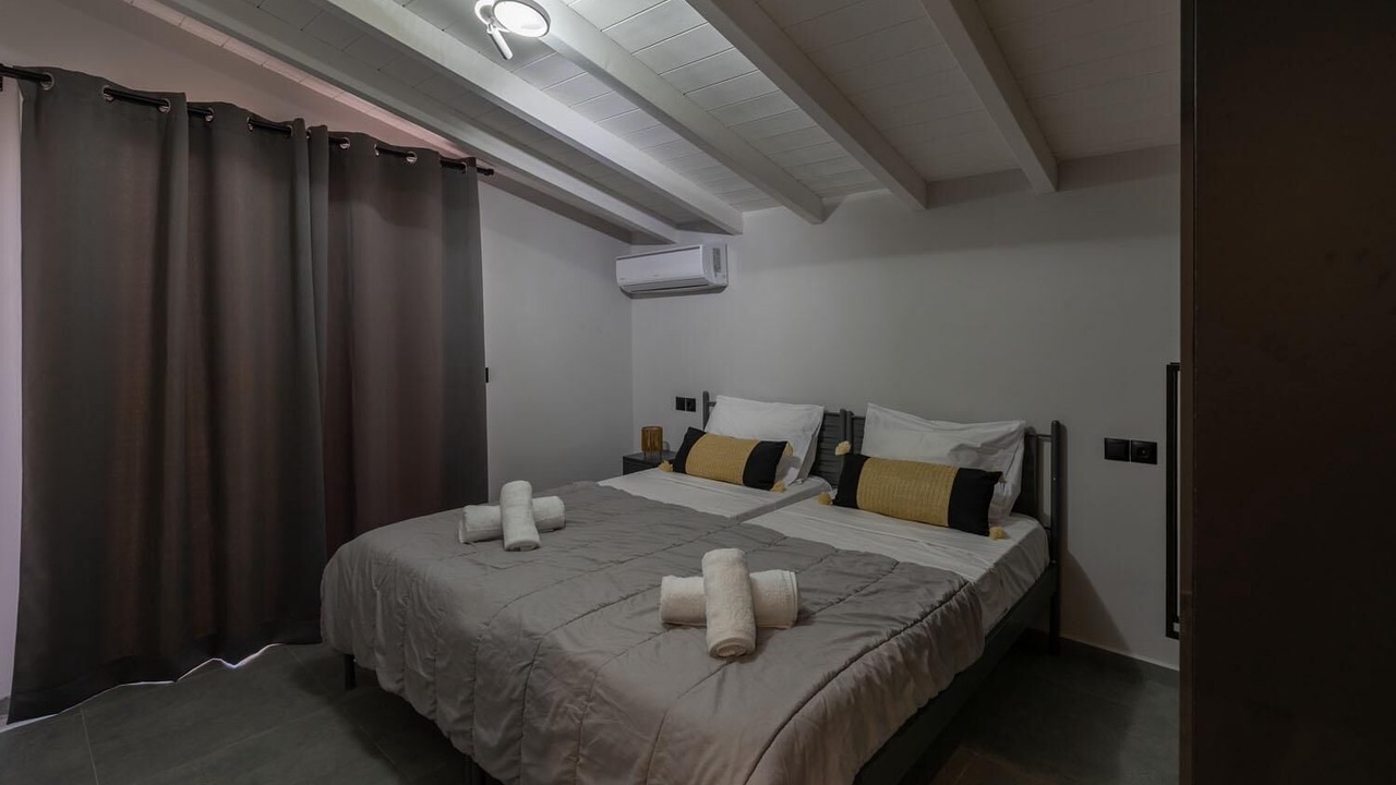 Photo of Bedroom in Lefktron