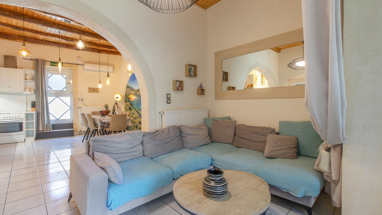 Photo of Livingroom in Filaki