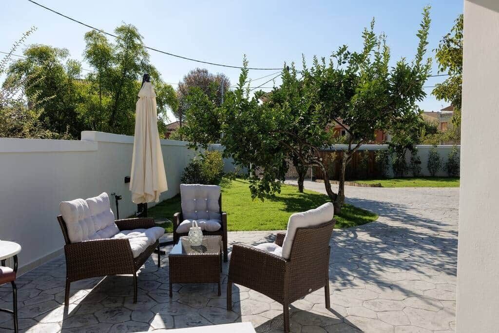 Photo of Patio Balcony in Alepou