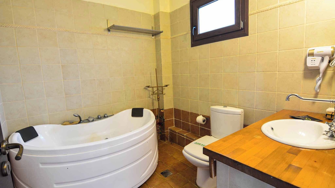 Photo of Bathroom in Mesaia Trikala