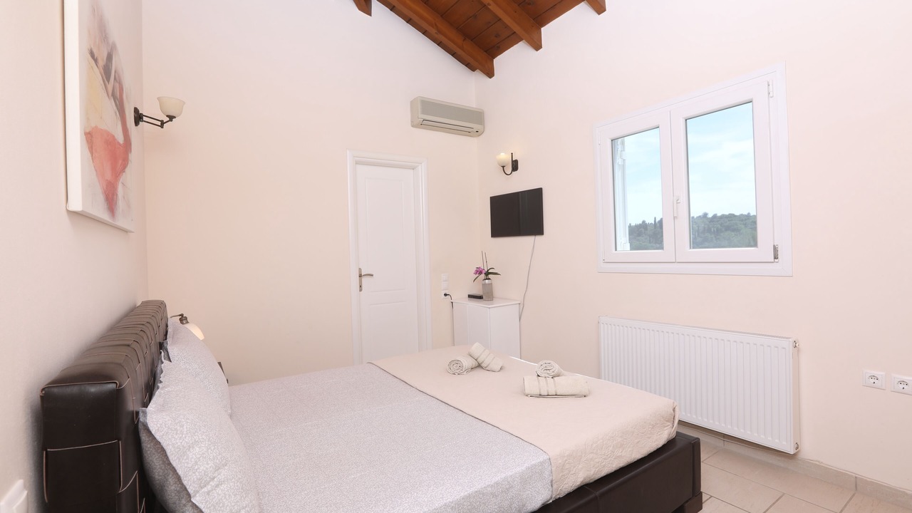 Photo of Bedroom in Afra