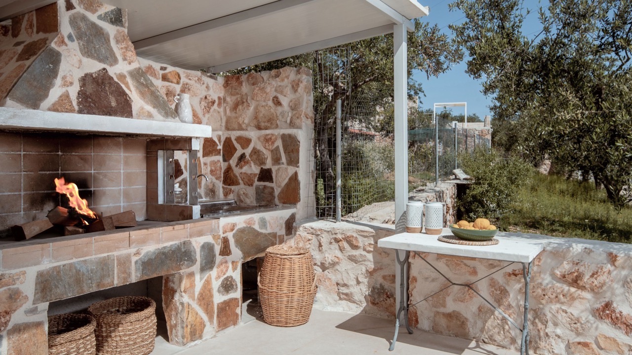 Photo of Outdoor in Alonia
