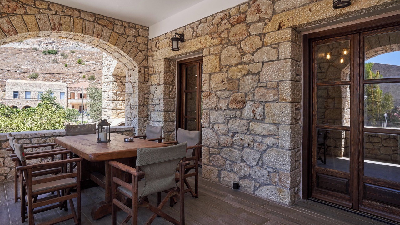 Photo of Outdoor in Omales