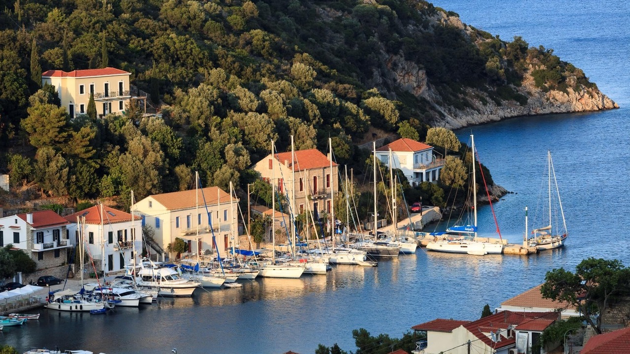 Photo of Others in Ithaki
