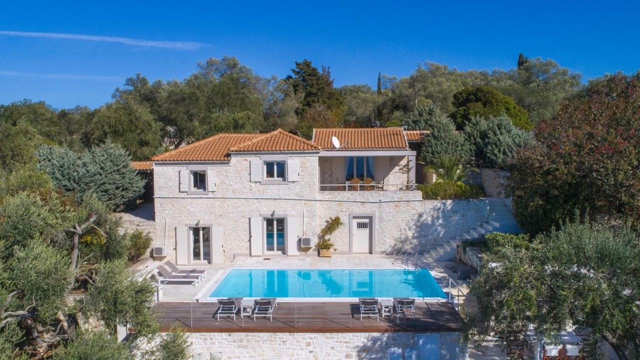 Photo of Others in Paxos
