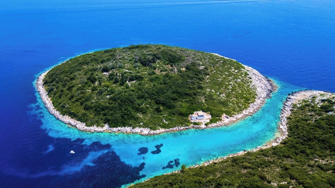 Photo of Others in Paxos