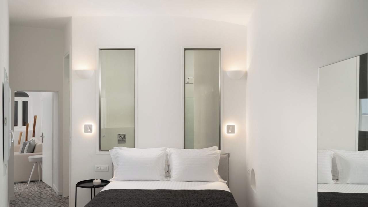 Photo of Bedroom in Imerovigli