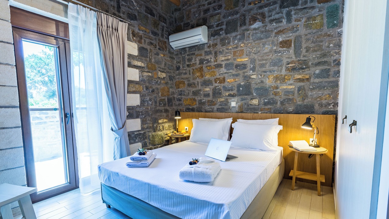 Photo of Bedroom in Monopari