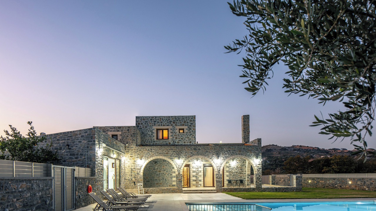 Photo of Outdoor in Monopari