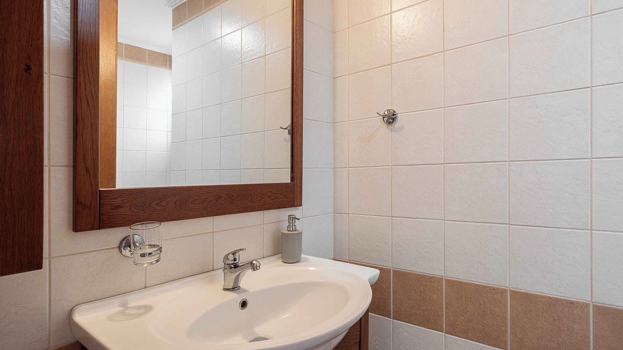 Photo of Bathroom in Kamisiana