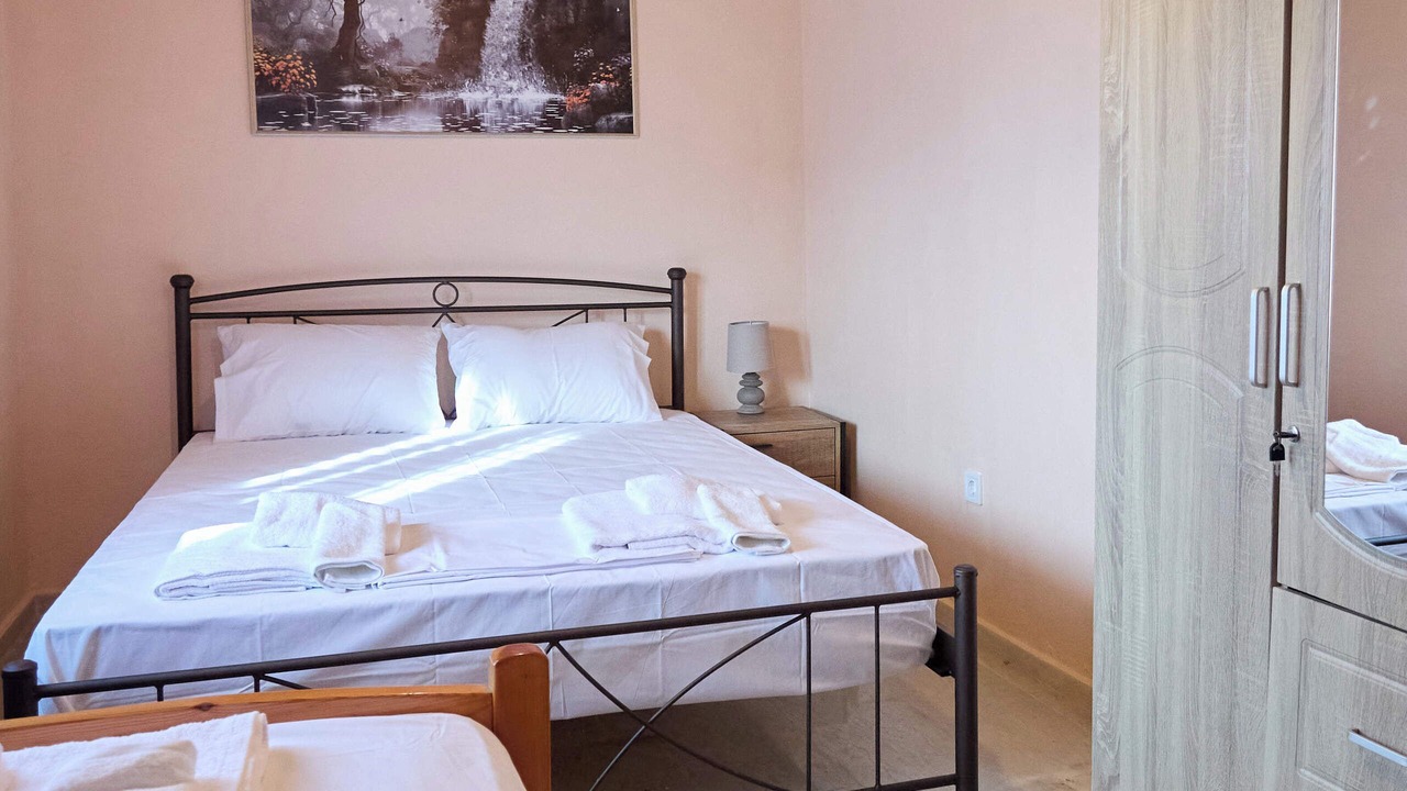 Photo of Bedroom in Volissos