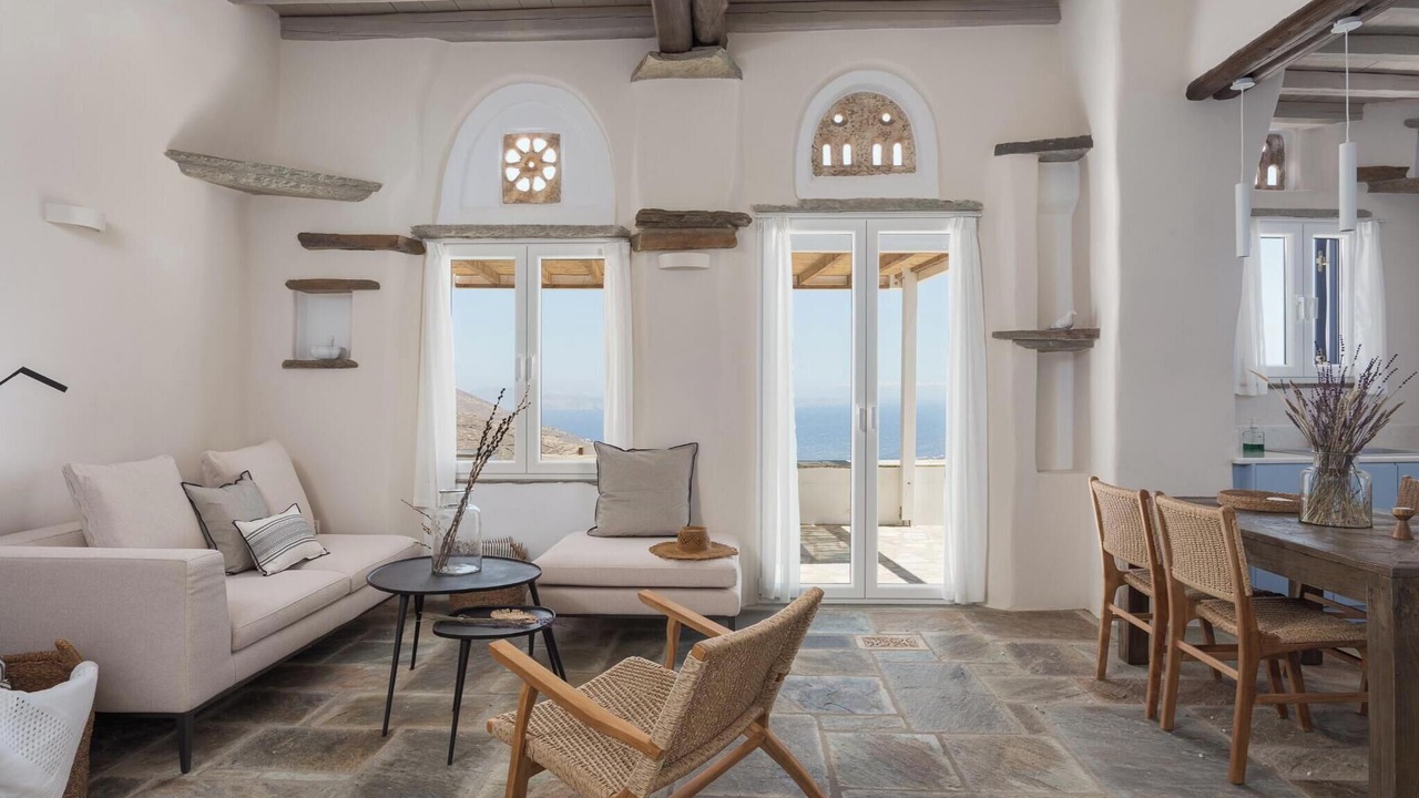 Photo of Livingroom in Tinos Town