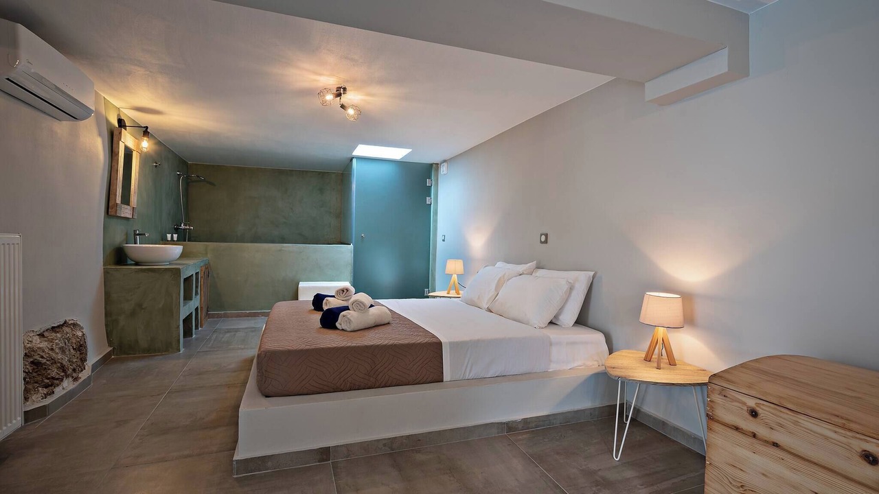 Photo of Bedroom in Spilion