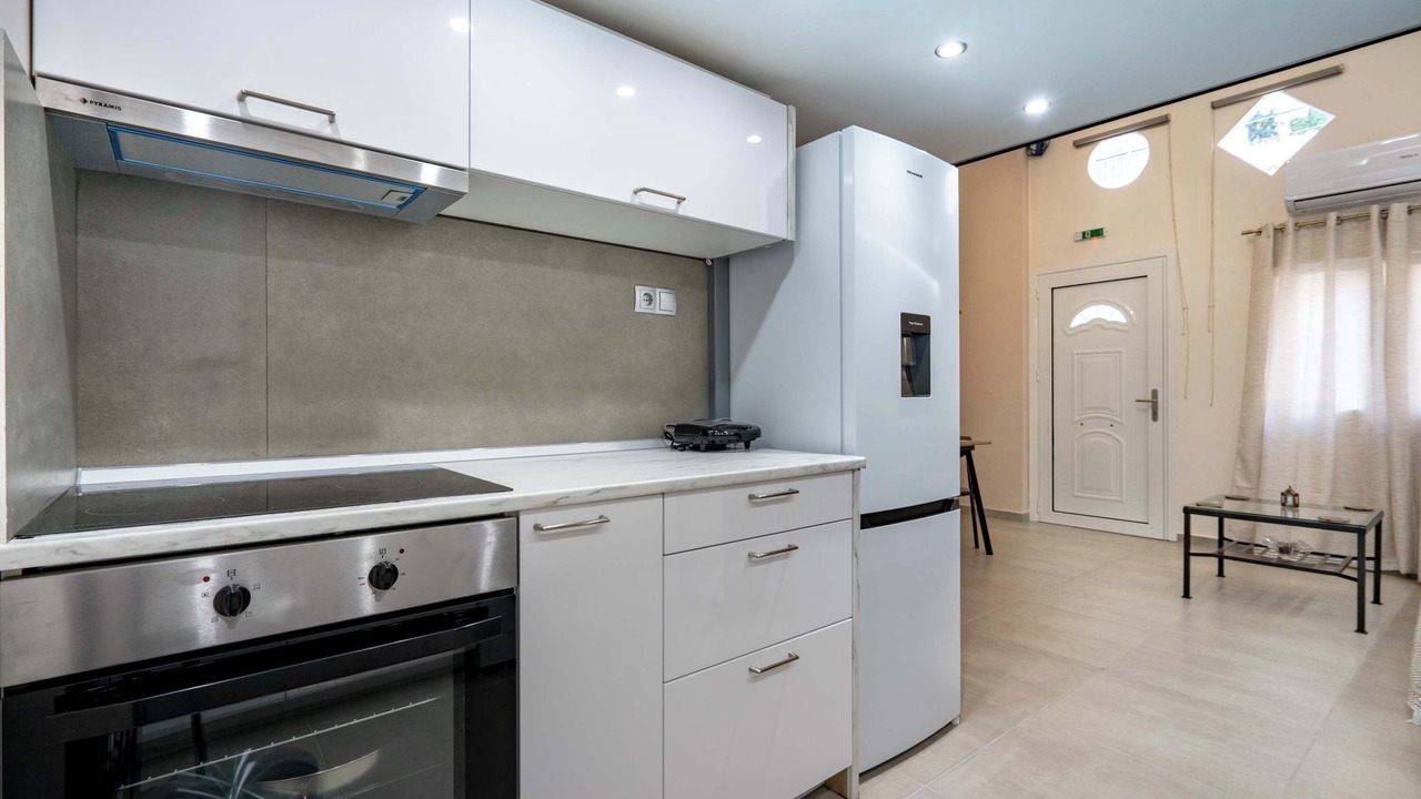 Photo of Kitchen in Petroupoli