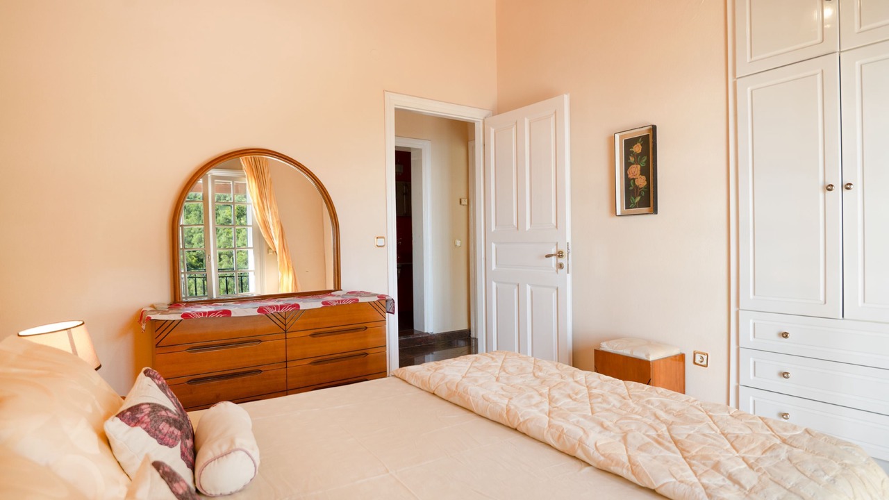 Photo of Bedroom in Nisaki