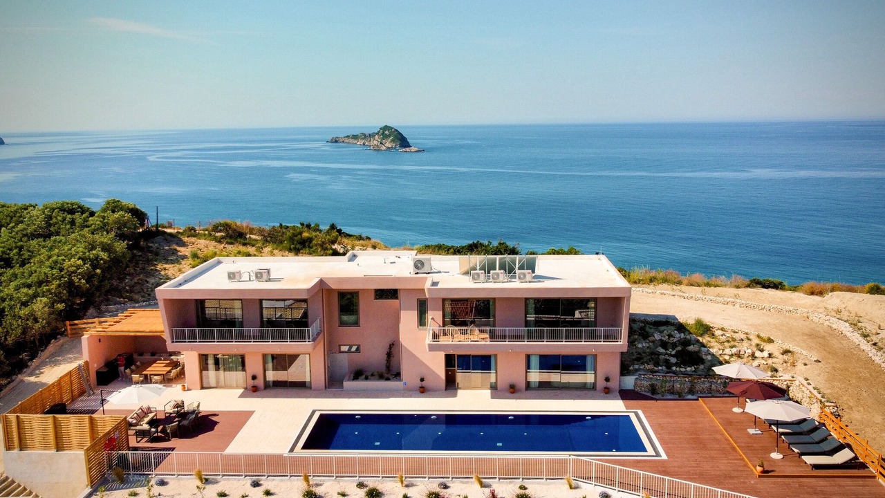 Photo of Others in Agios Stefanos Avliotes