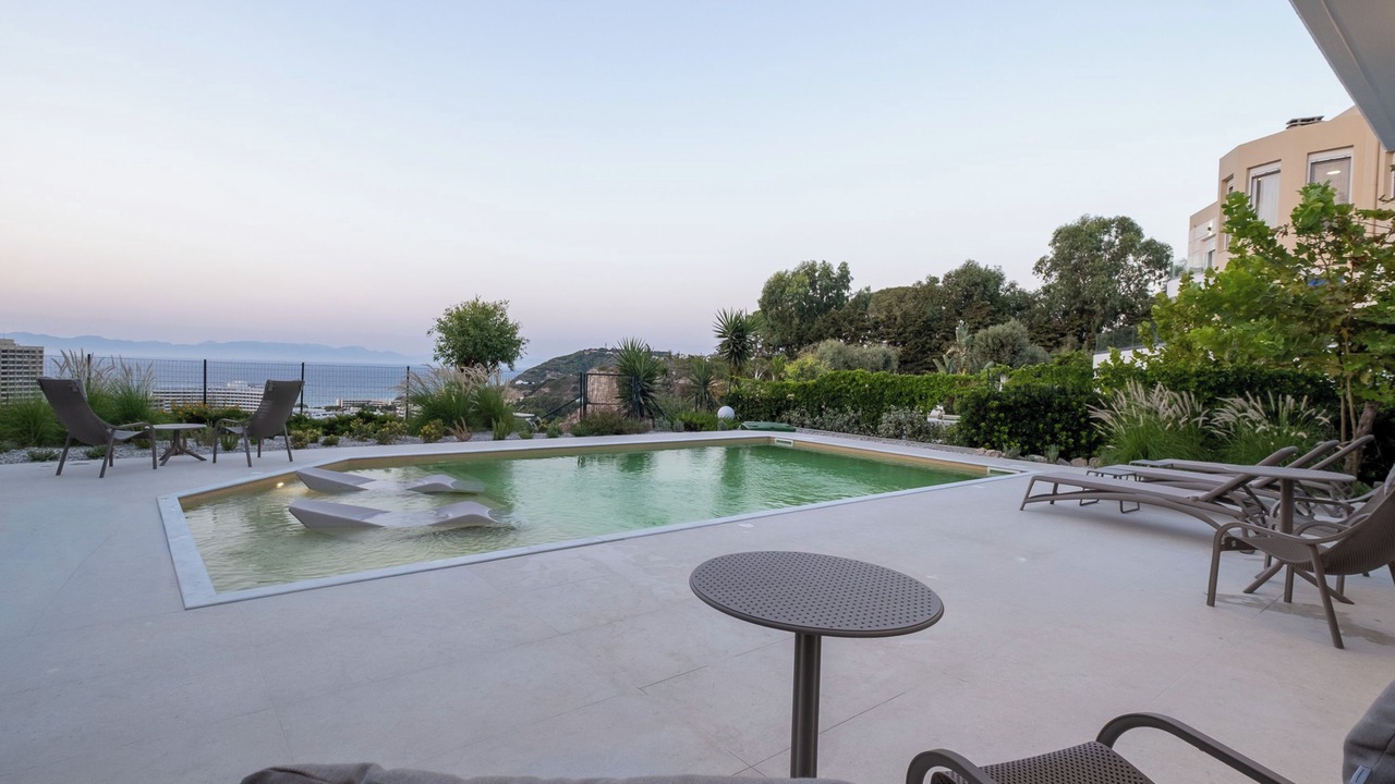 Photo of Outdoor in Ixia