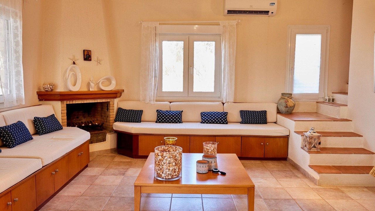 Photo of Livingroom in Prassonissi