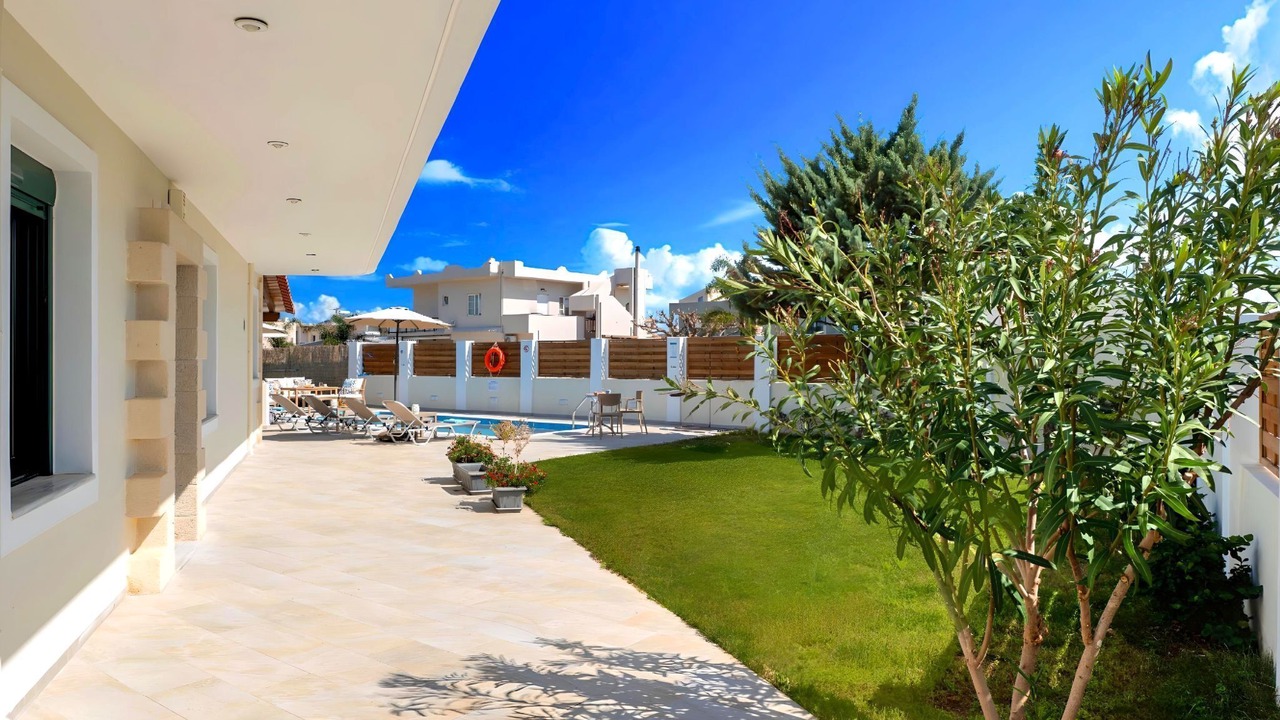 Photo of Patio Balcony in Paralia Kourna