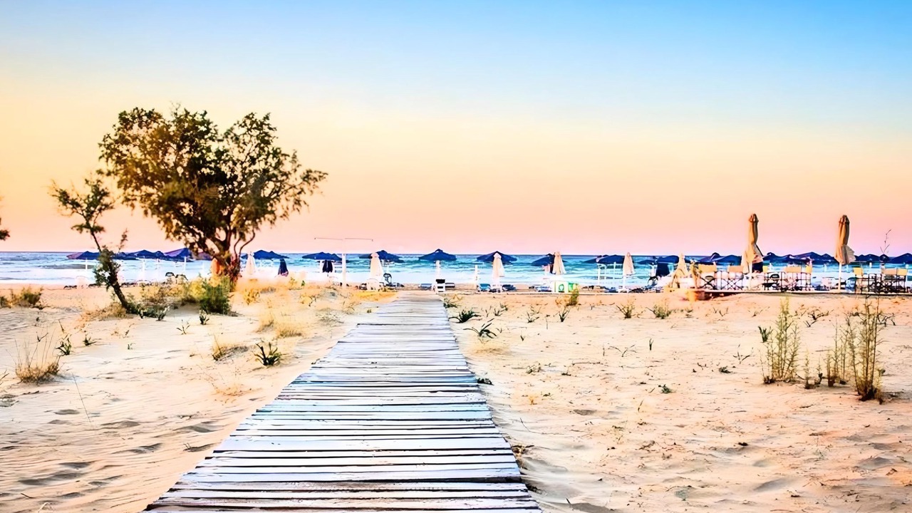 Photo of Others in Paralia Kourna
