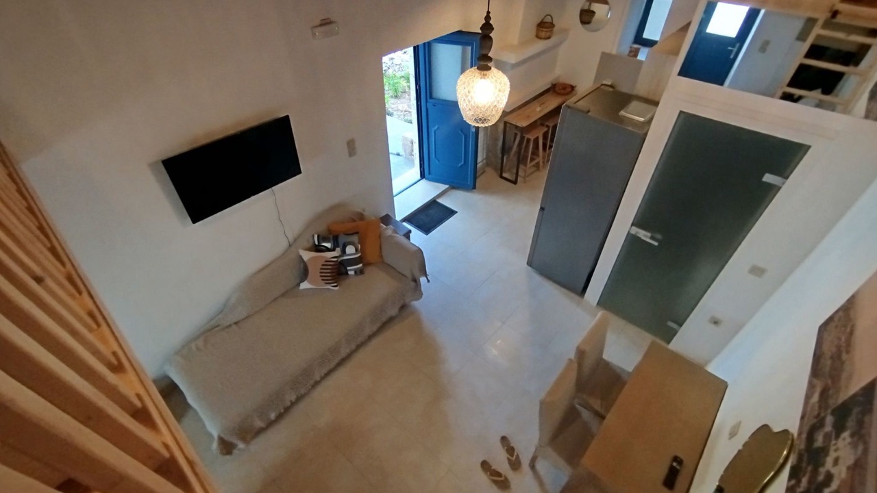 Photo of Livingroom in Lagoudi Zia