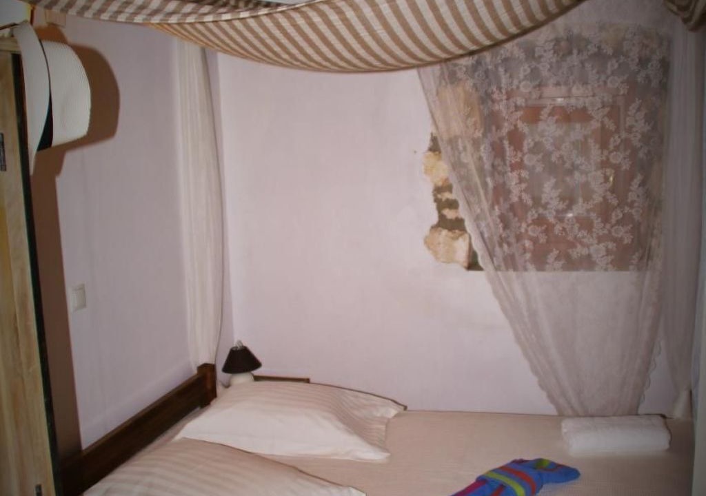 Photo of Others in Tselendata