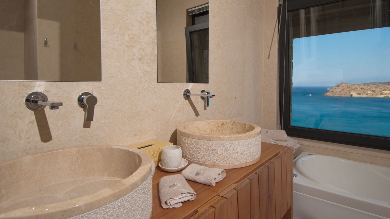 Photo of Bathroom in Plaka