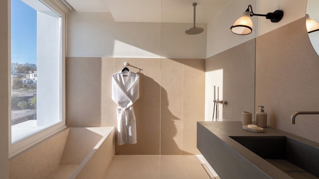Photo of Bathroom in Oia
