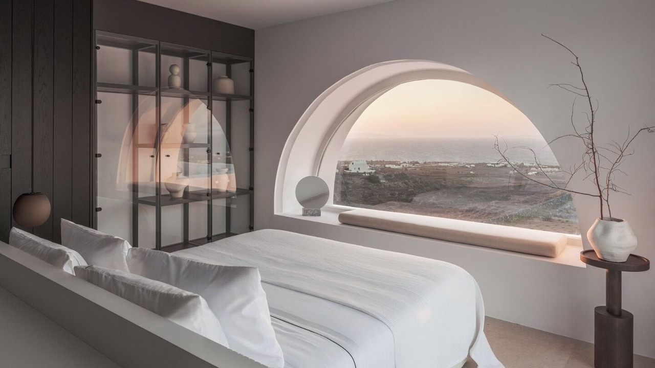 Photo of Bedroom in Oia