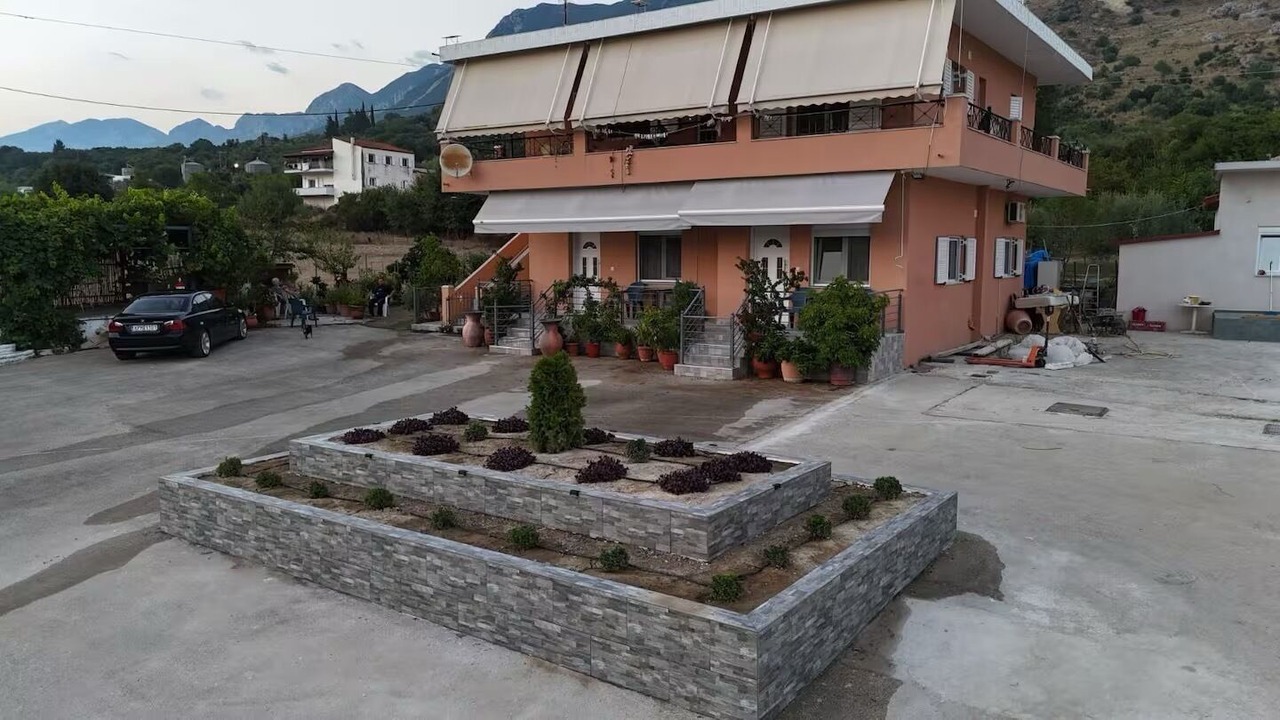 Photo of Outdoor in Souli