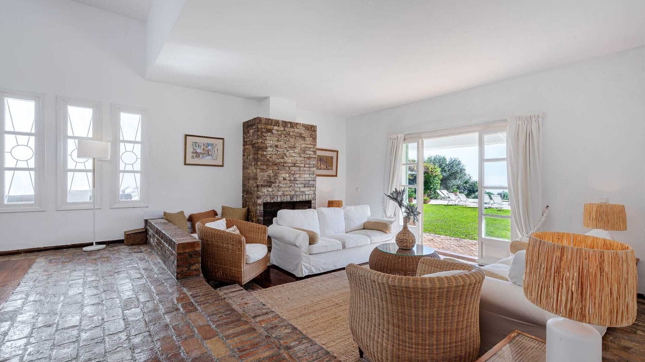 Photo of Livingroom in Pirgi