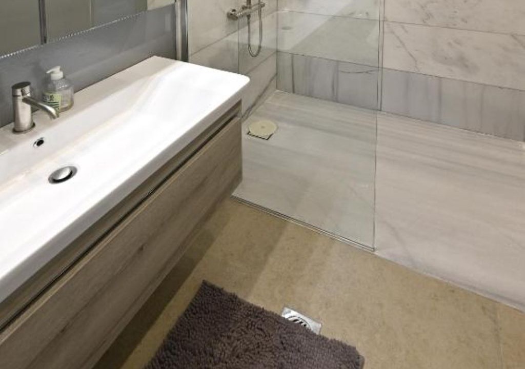 Photo of Bathroom in Karafotaiika