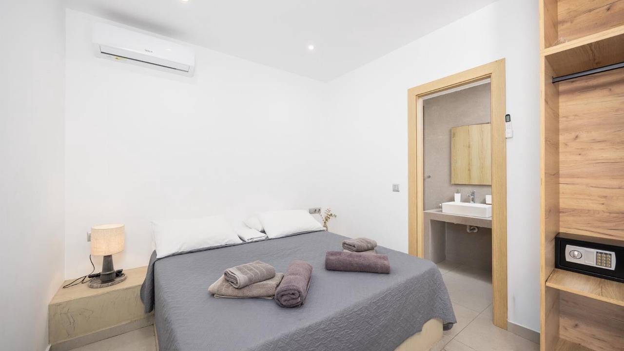 Photo of Bathroom in Petaloudes