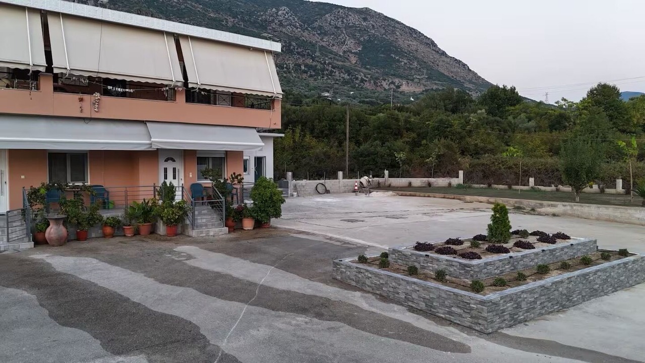 Photo of Outdoor in Souli