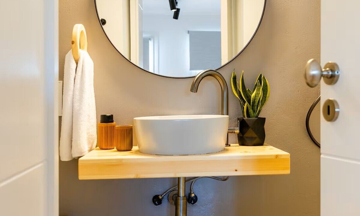 Photo of Bathroom in Piso Livadi