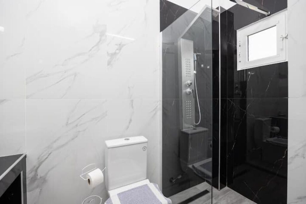 Photo of Bathroom in Roda