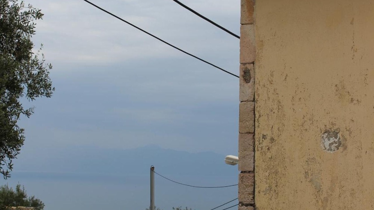 Photo of Others in Peroulion
