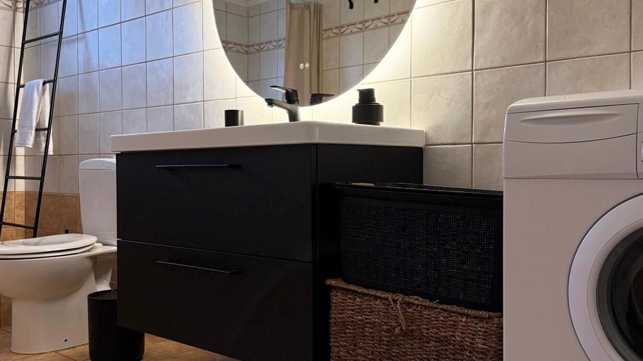 Photo of Bathroom in Peroulion