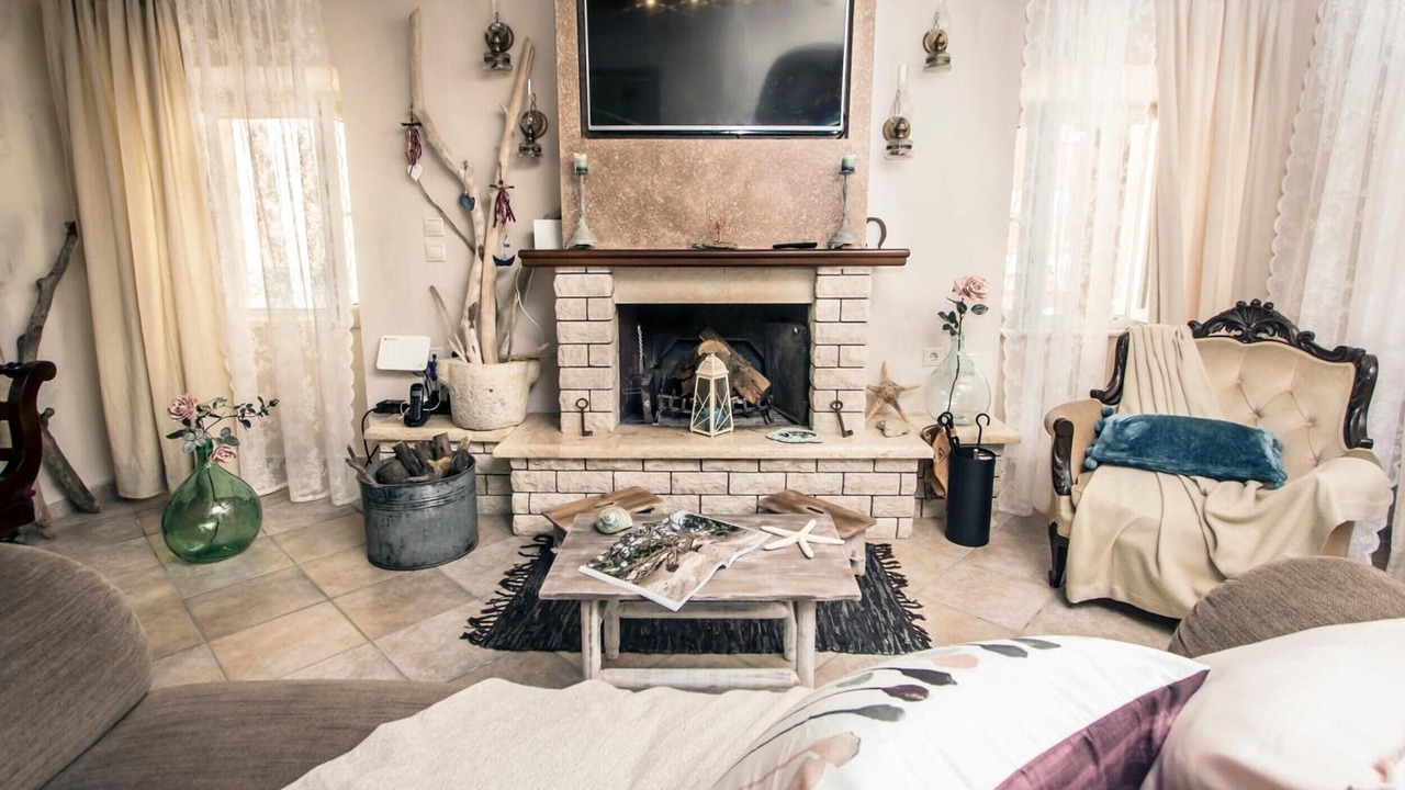 Photo of Livingroom in Chlomos