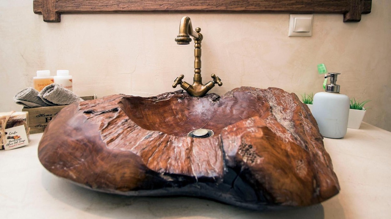Photo of Bathroom in Chlomos