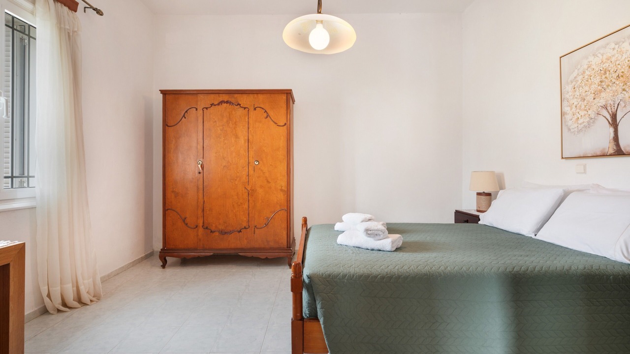 Photo of Bedroom in Mochos