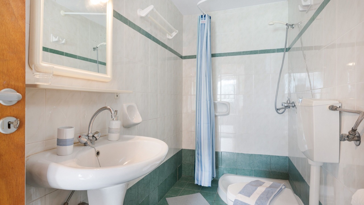 Photo of Bathroom in Mochos