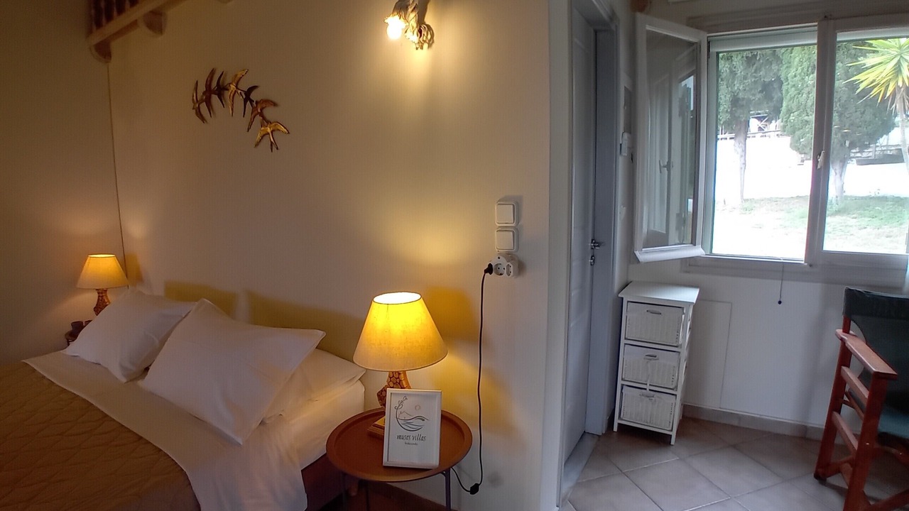 Photo of Bedroom in Foinikounta