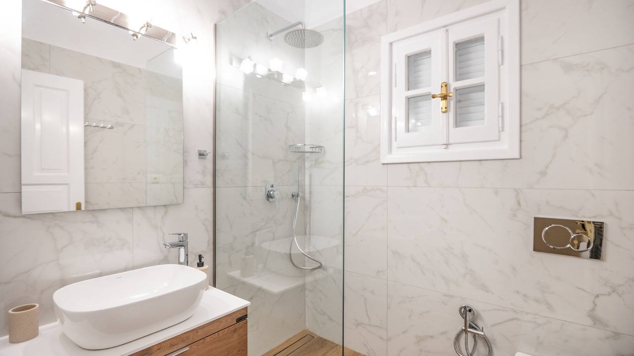 Photo of Bathroom in Kato Korakiana