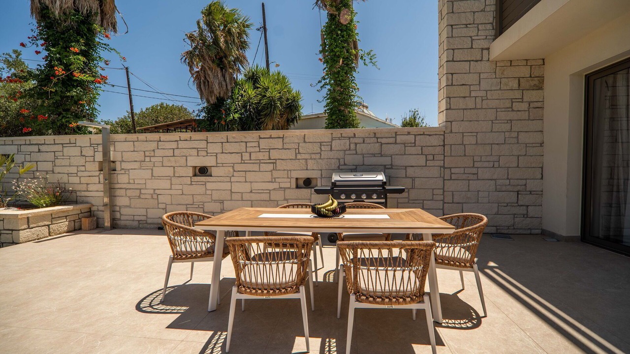 Photo of Patio Balcony in Asprouliani