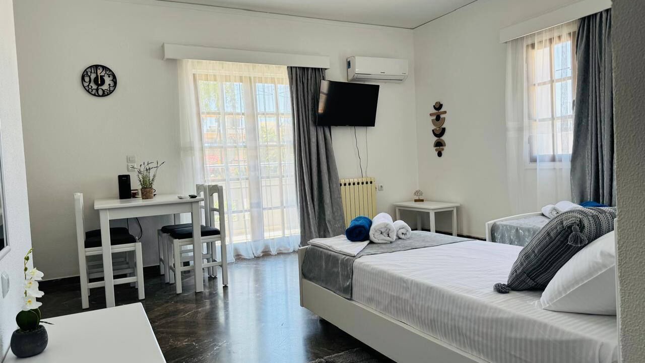 Photo of Bedroom in Kato Gouves