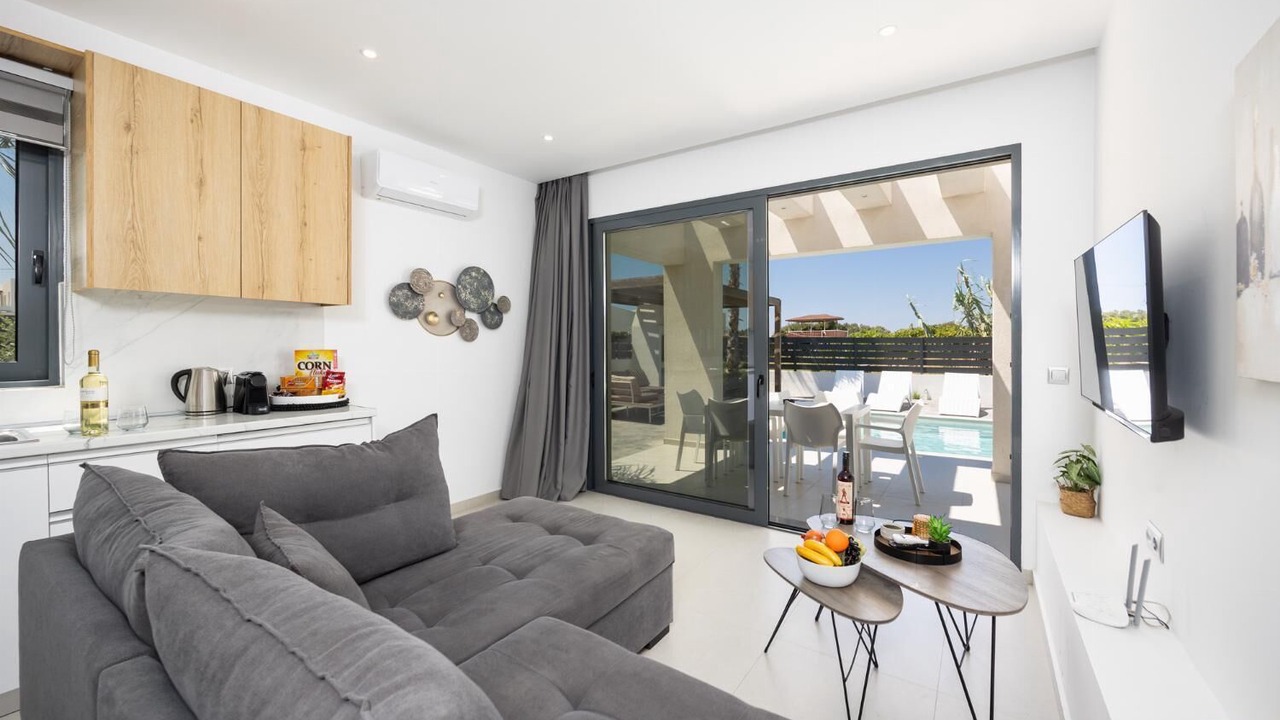 Photo of Bedroom in Petaloudes