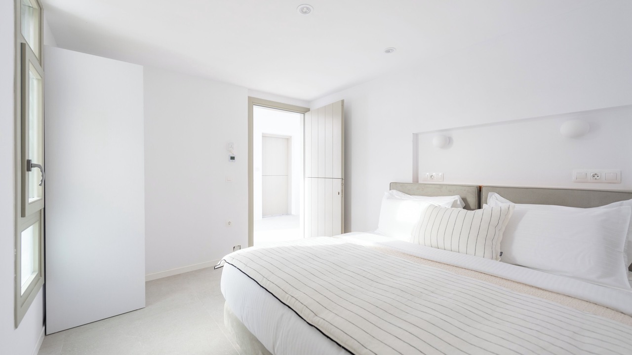 Photo of Bedroom in Drios